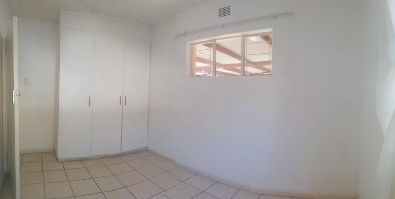 To Let 3 Bedroom Property for Rent in Dobson Western Cape